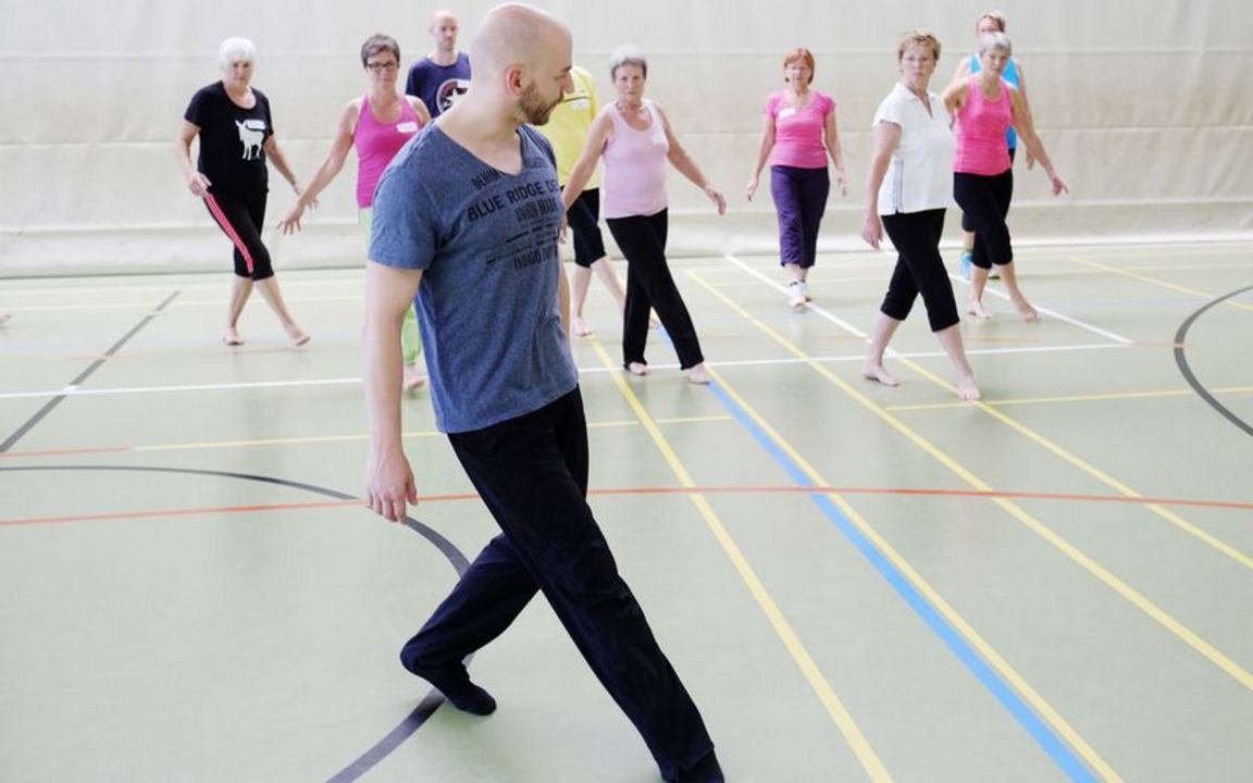Modern Line Dance In Der Nähe